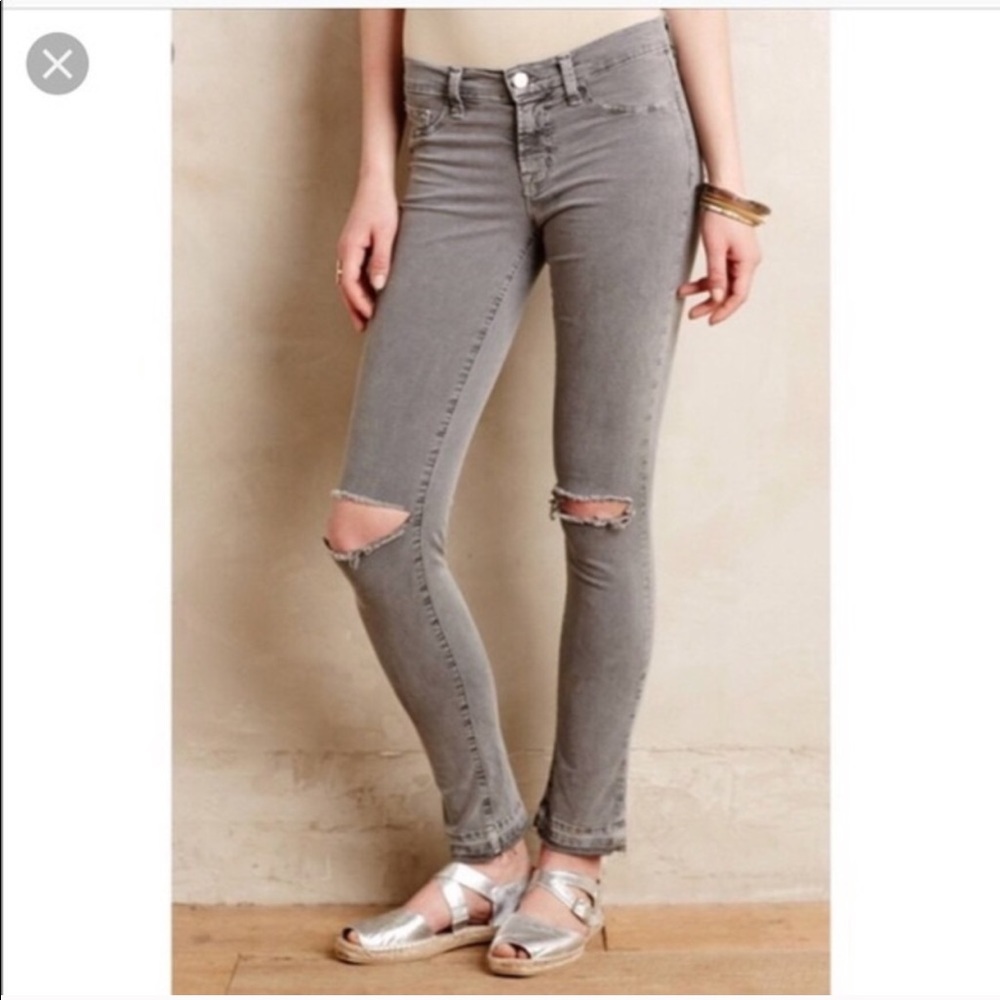 Gray Ripped Knee Ankle Jeans